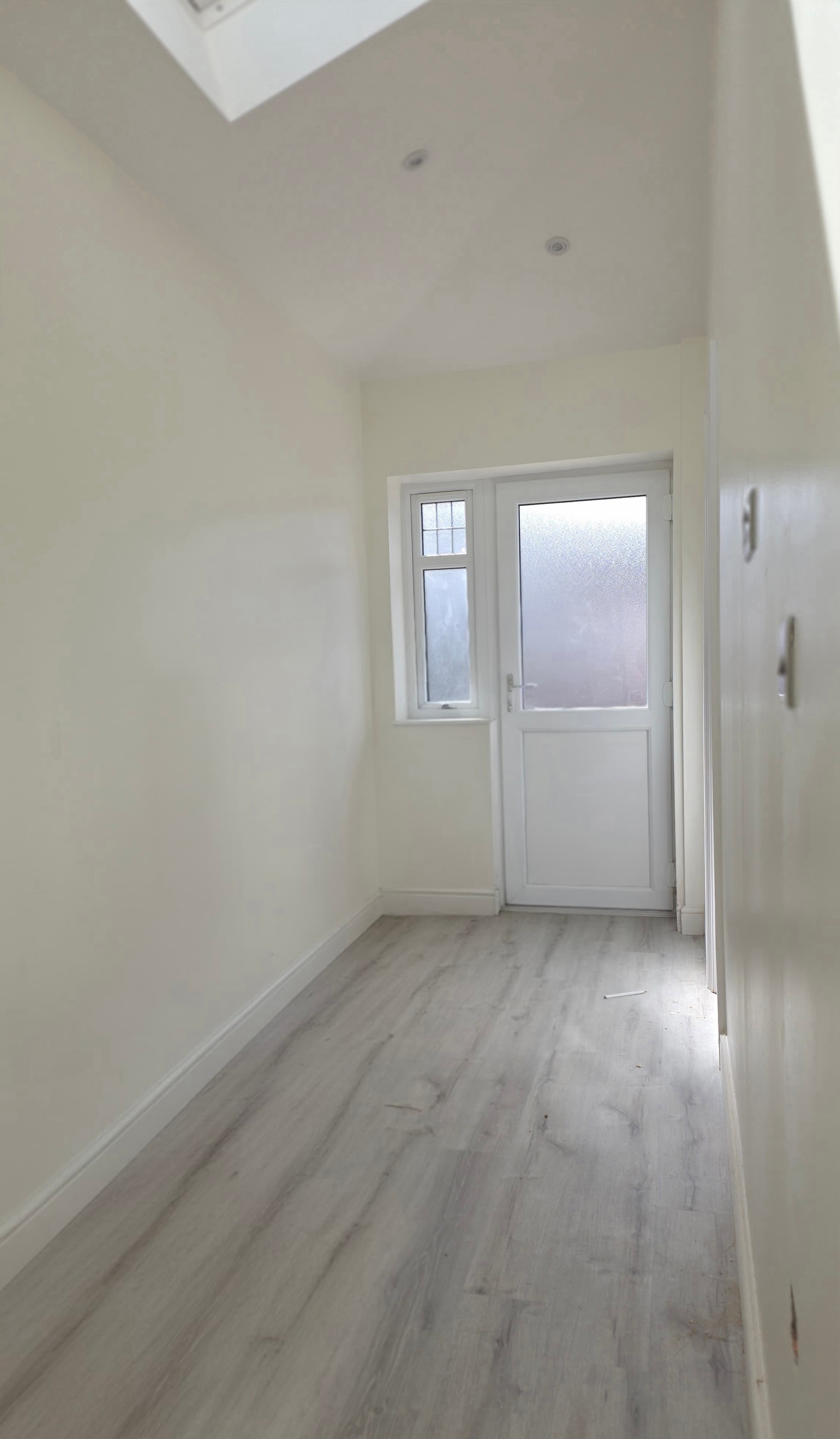 Arnold Avenue Side Extension gallery image 3
