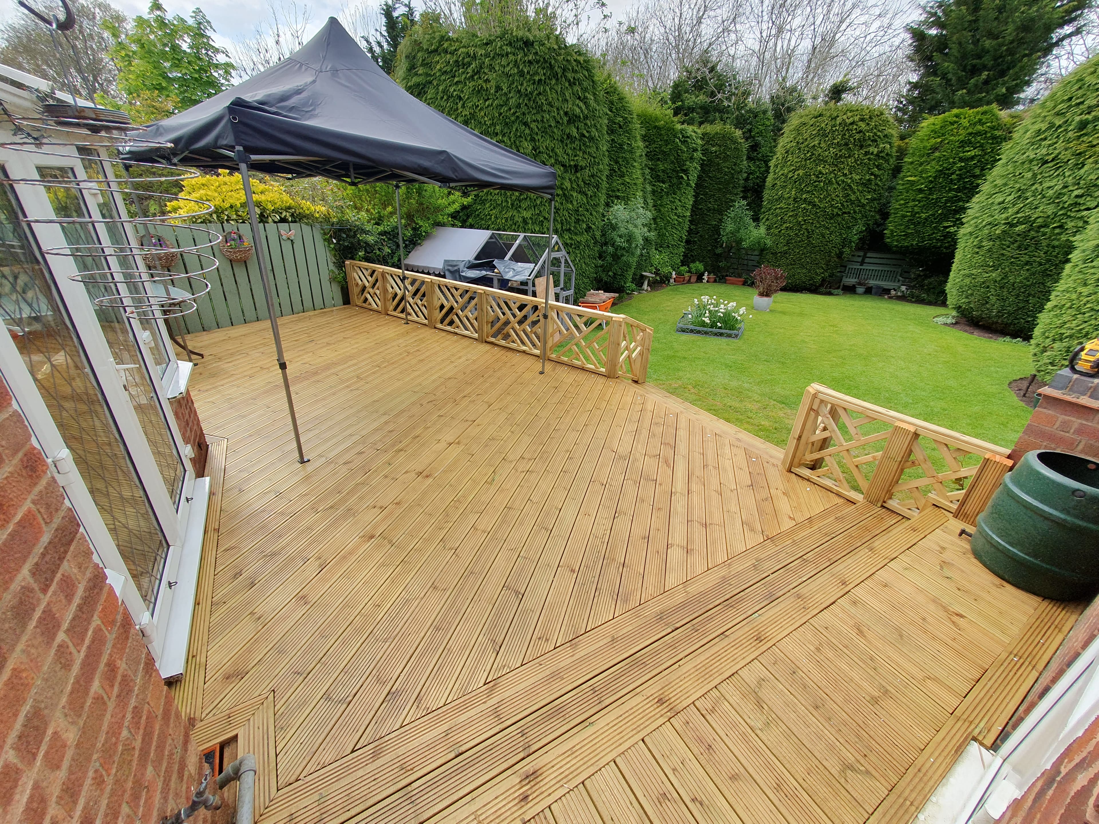 Hanworth Road Bespoke Decking gallery image 4