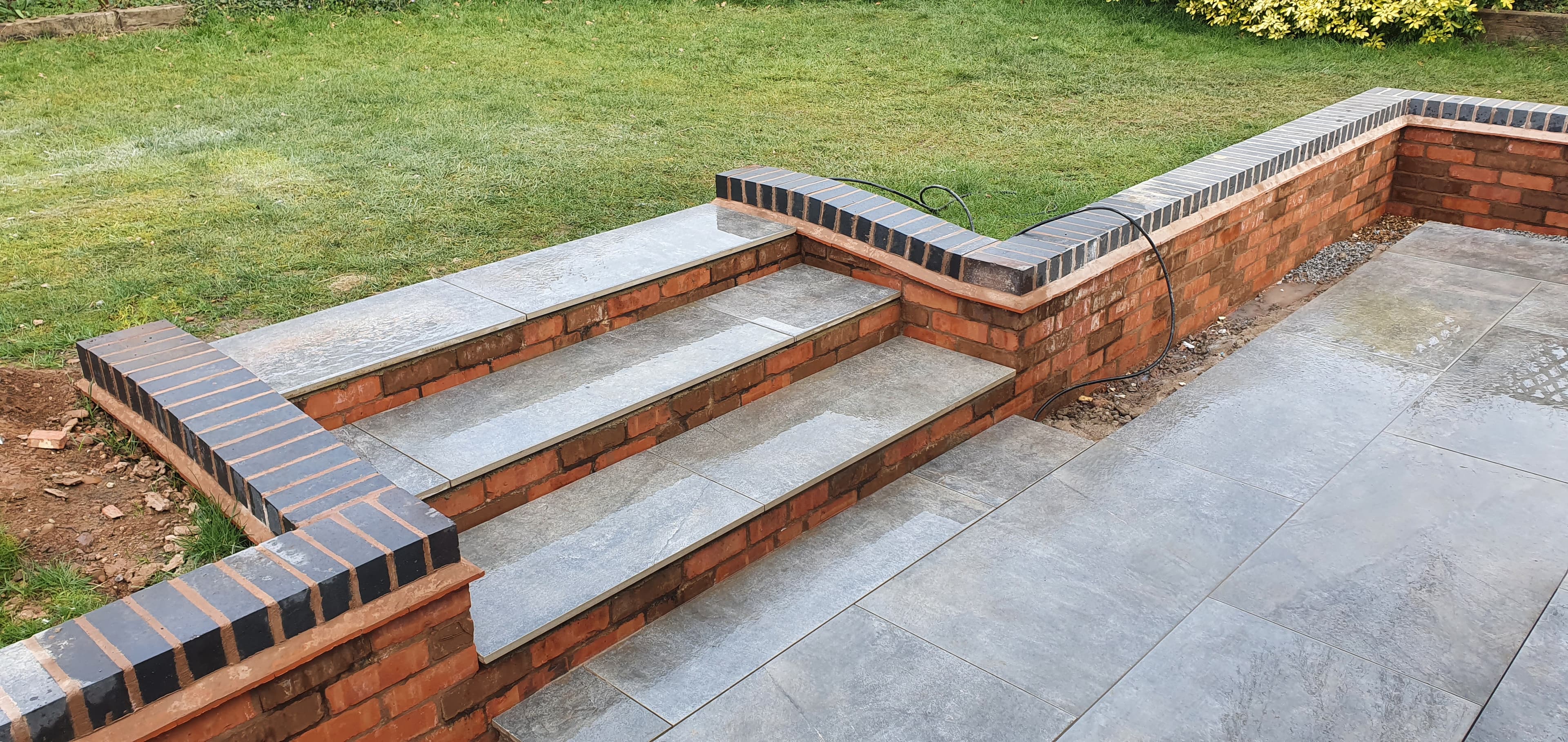 Leamington Spa Landscaping & Garage Rebuild gallery image 2