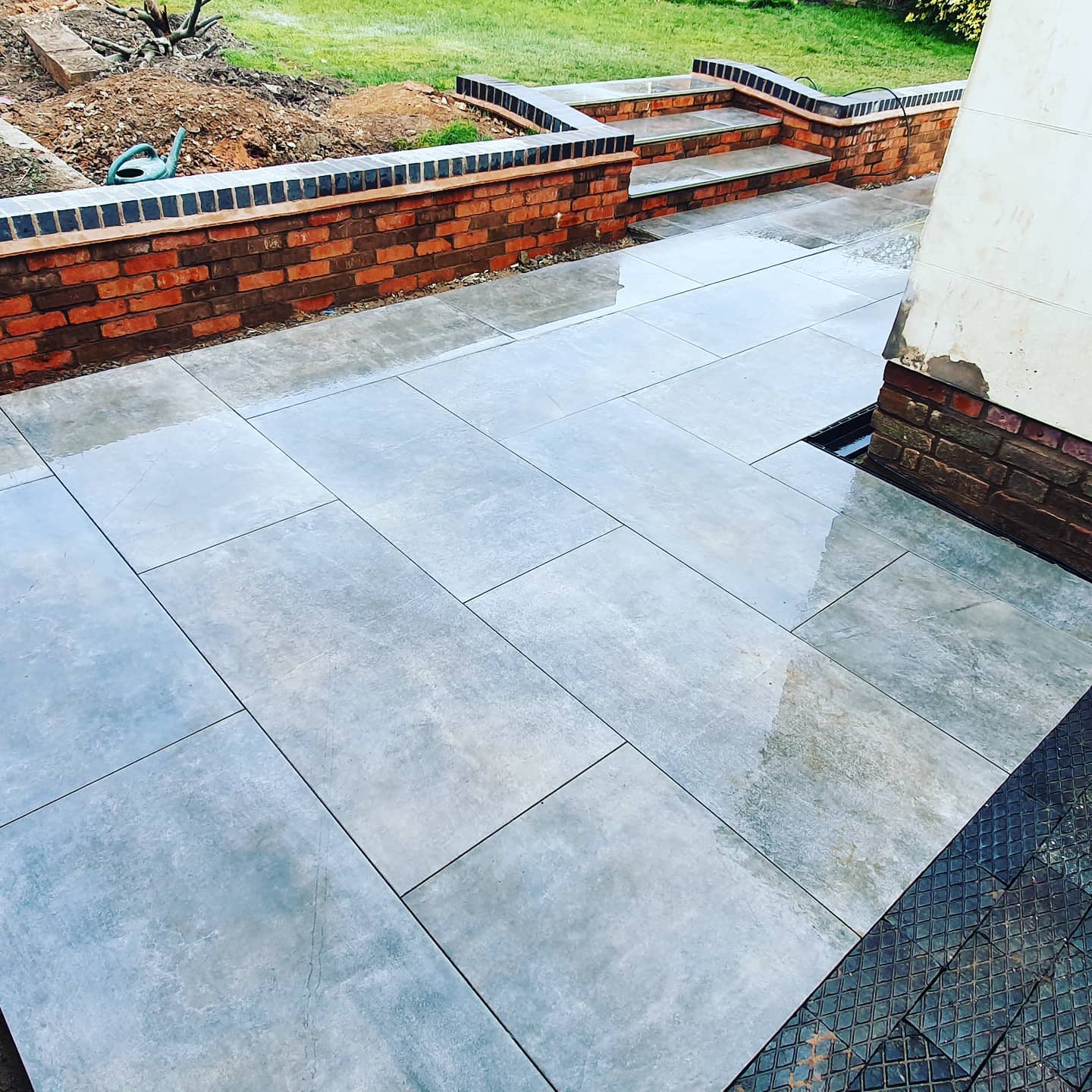 Leamington Spa Landscaping & Garage Rebuild gallery image 3