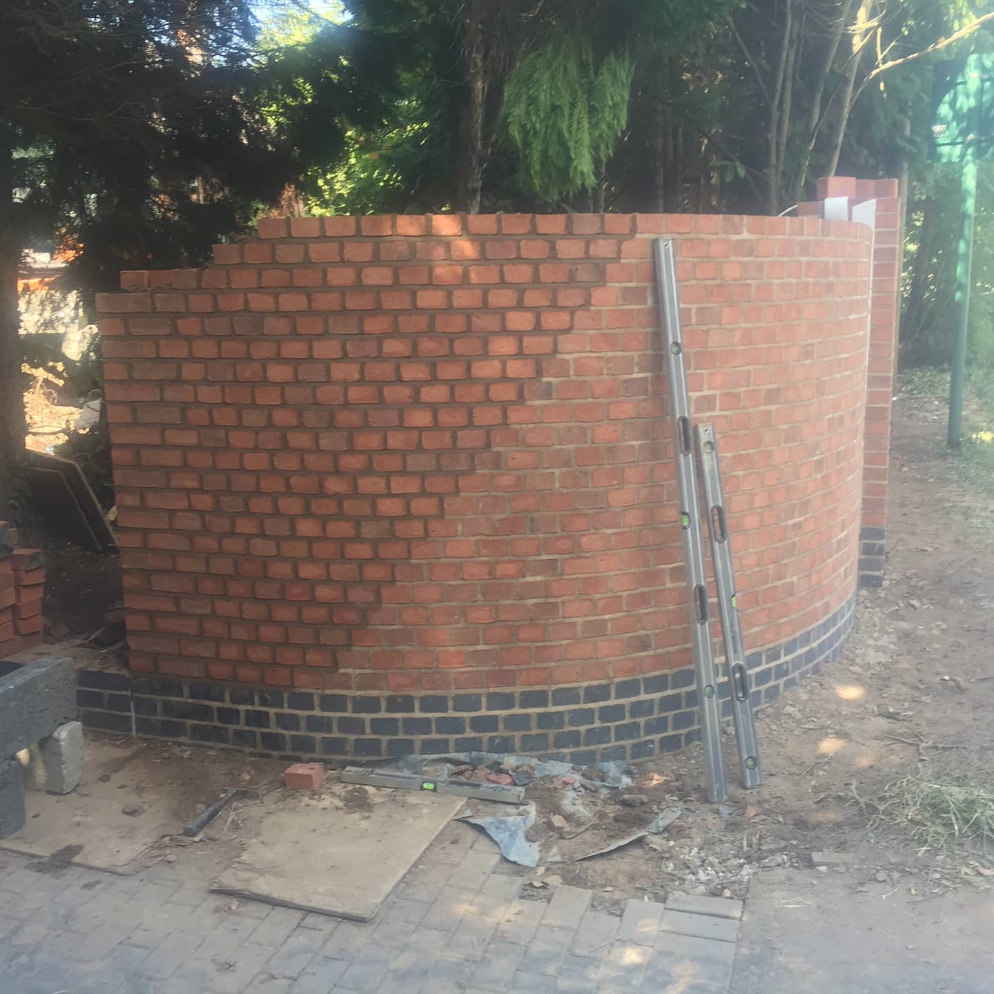 Solihull Curved Garden Wall gallery image 2